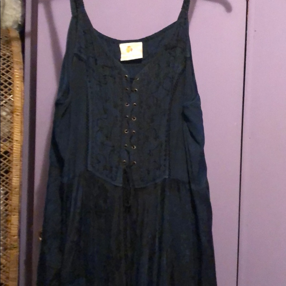 handkerchief bottom sleeveless dress